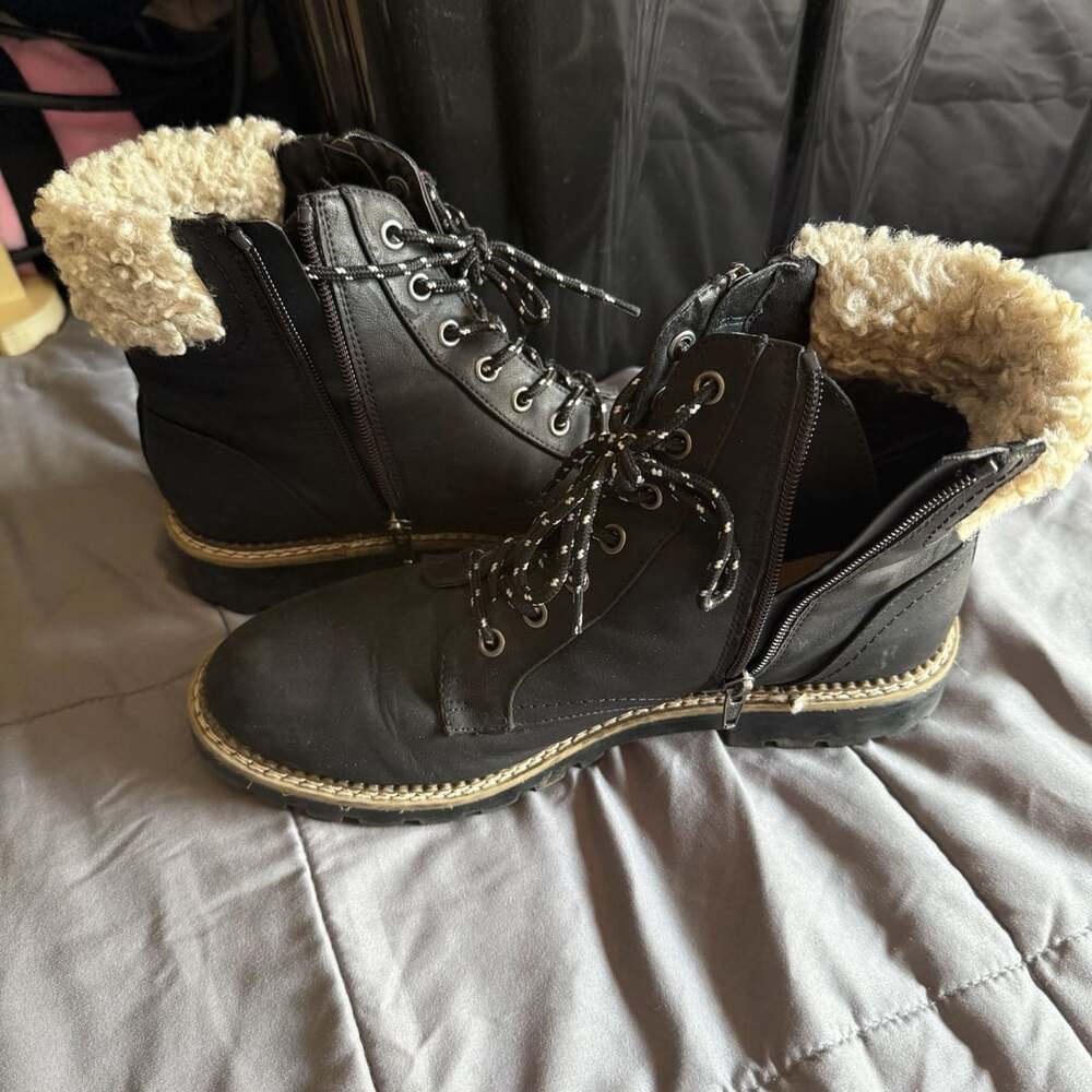 Universal Thread Combat Boots Size 10 Black Sherpa Faux Fur Winter Zip